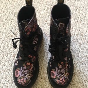 Floral Dr. Martens size 7